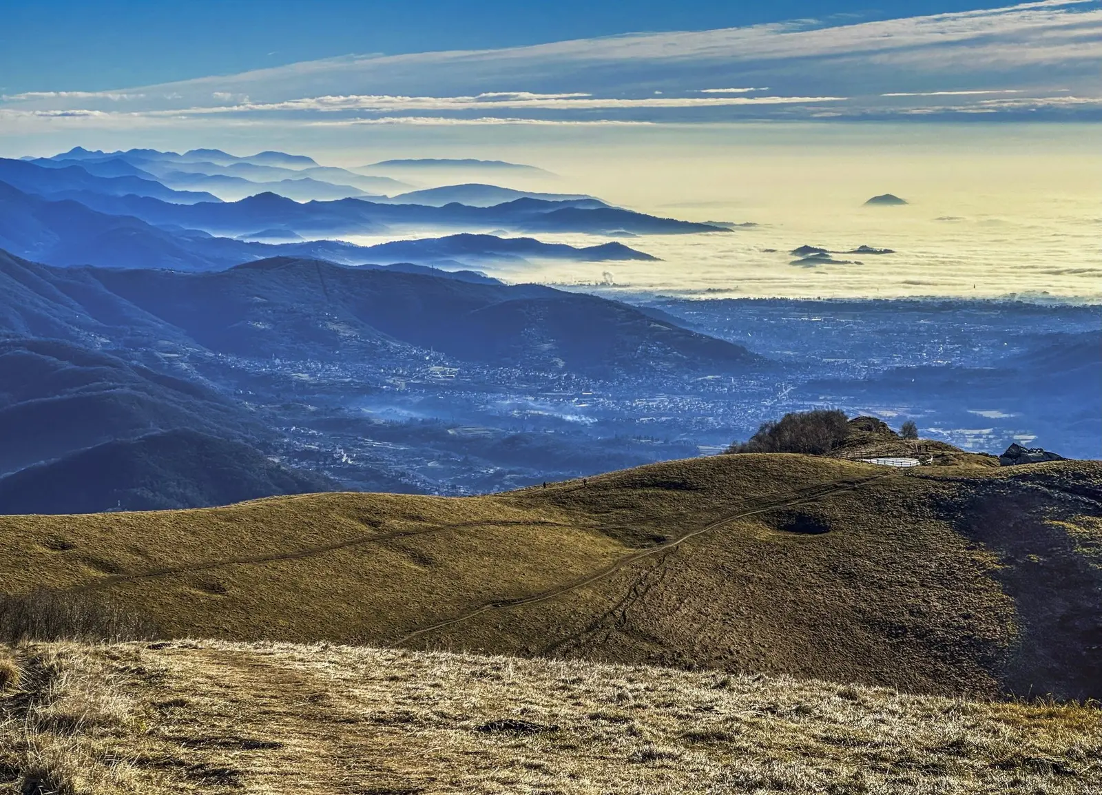 Natura e montagne — Sentieri e grandi panorami nelle vicinanze.