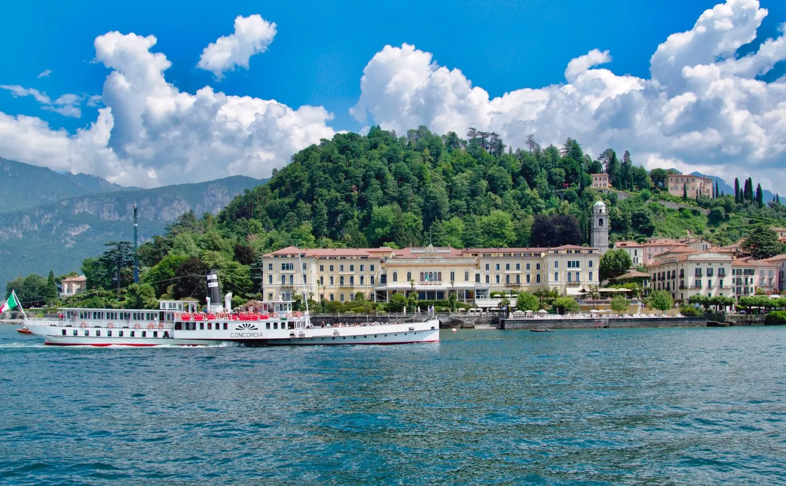 Bellagio — Uno dei borghi più celebri e affascinanti del Lago di Como.